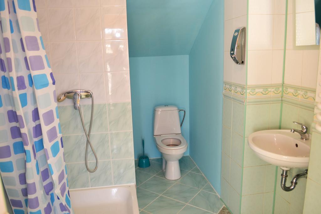 Wanted Hostel 리비프 외부 사진
